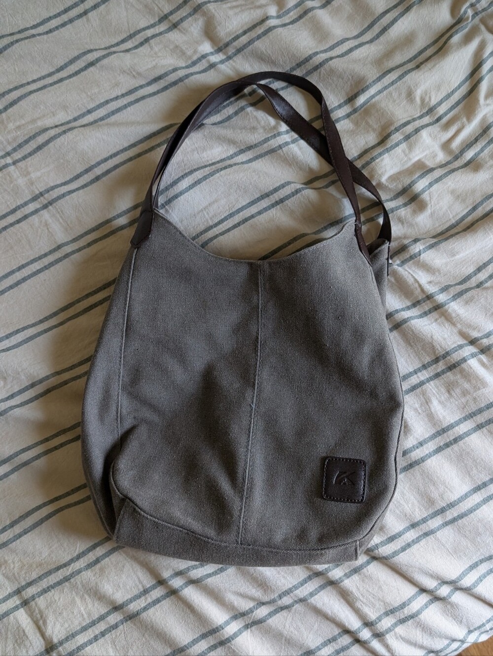 Cute Functional Brown Bag With Lots Of Pockets